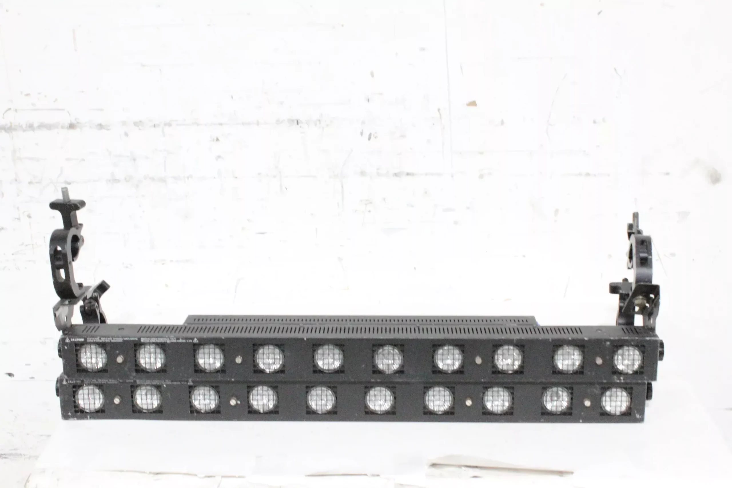 (2) SHOWTEC Sunstrip Active 10x75w - 230v version