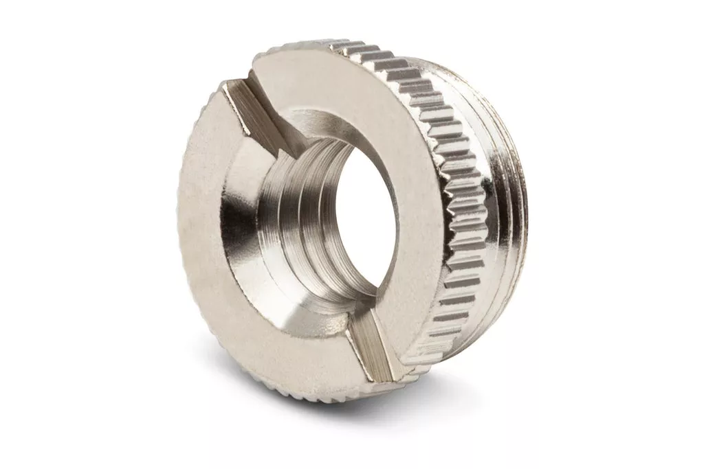 HOSA - Microphone Clip Adapter, US Thread to EU Thread